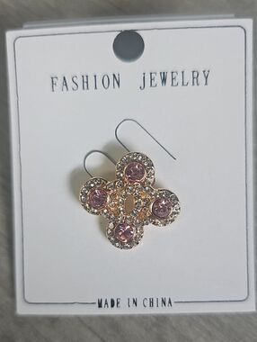 Fashion Jewelry Gold-Tone BROOCHE/PIN with Pink and Clear Crystals. BRAND NEW